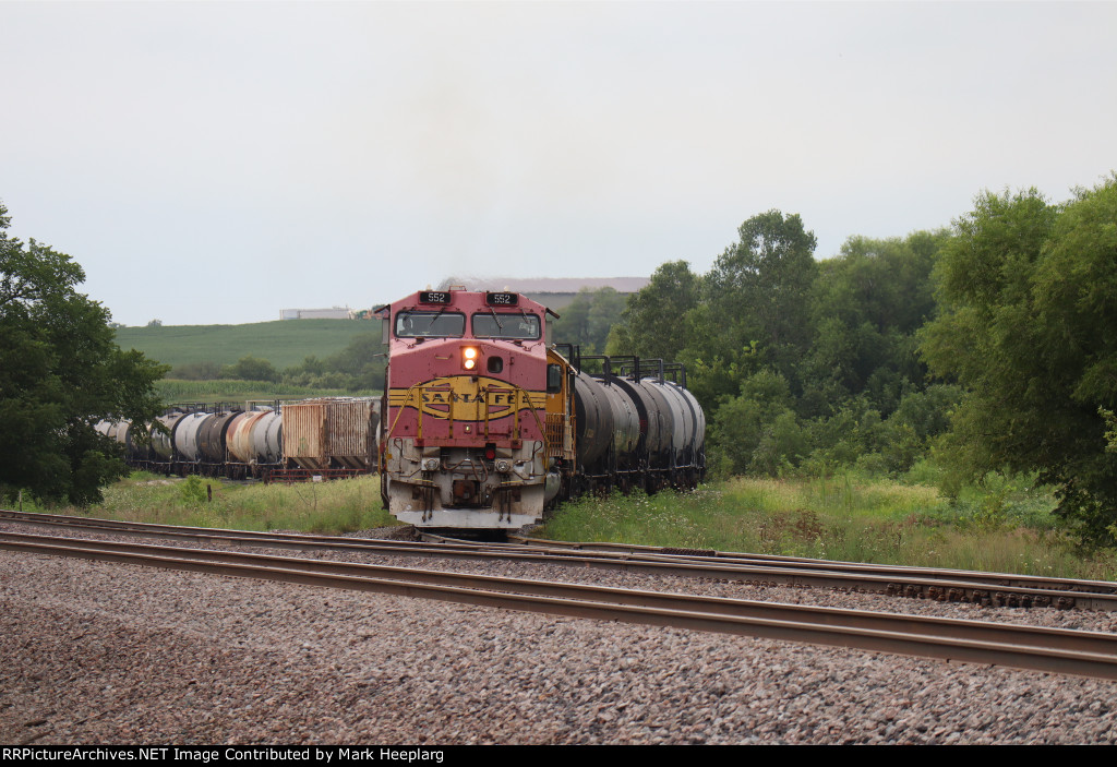 BNSF 552